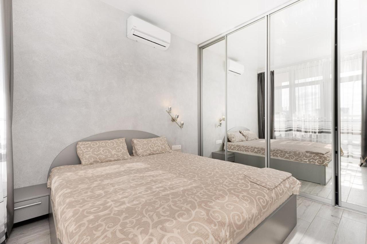 Pearl 44 Apartment With Terrace أوديسا المظهر الخارجي الصورة